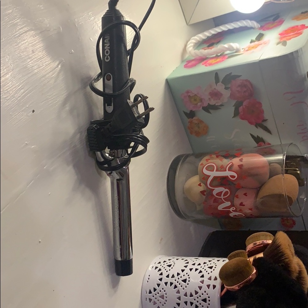 curling iron